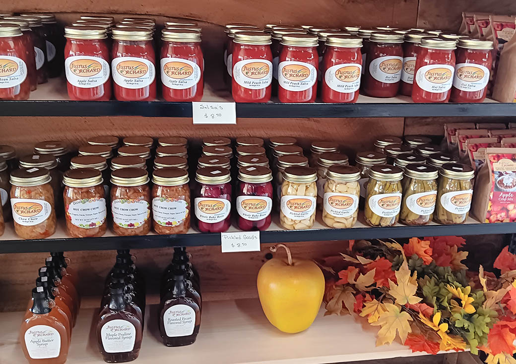 Justus-Orchard-Apples-Gifts-Jams-Apple-Butter-Preserves-4