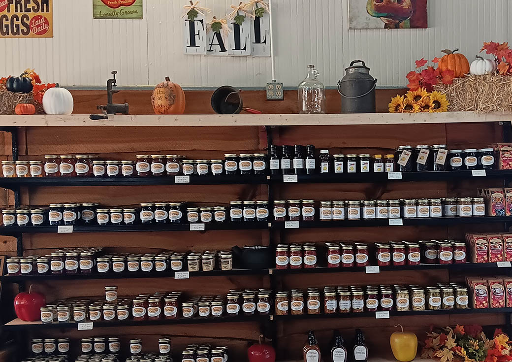 Justus-Orchard-Apples-Gifts-Jams-Apple-Butter-Preserves-5